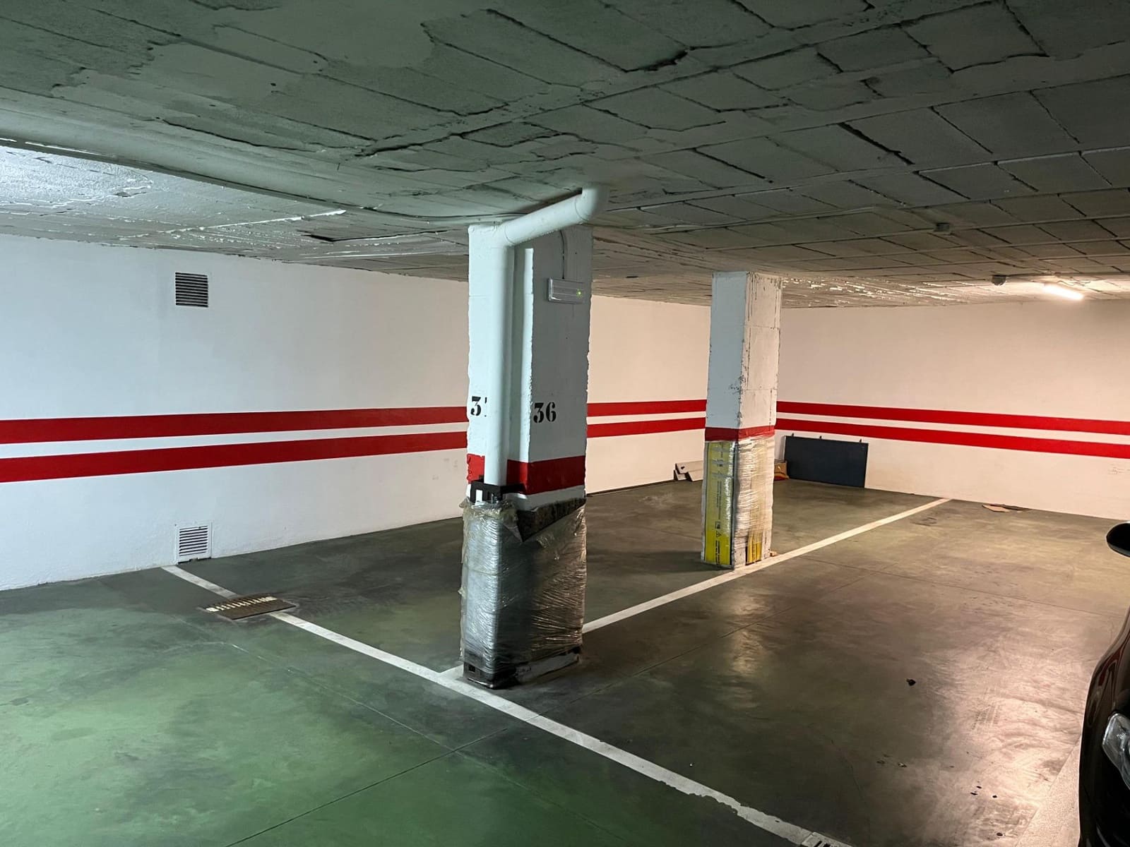 Garage til salg i Sevilla by - € 28.000 (Ref: 8636452)