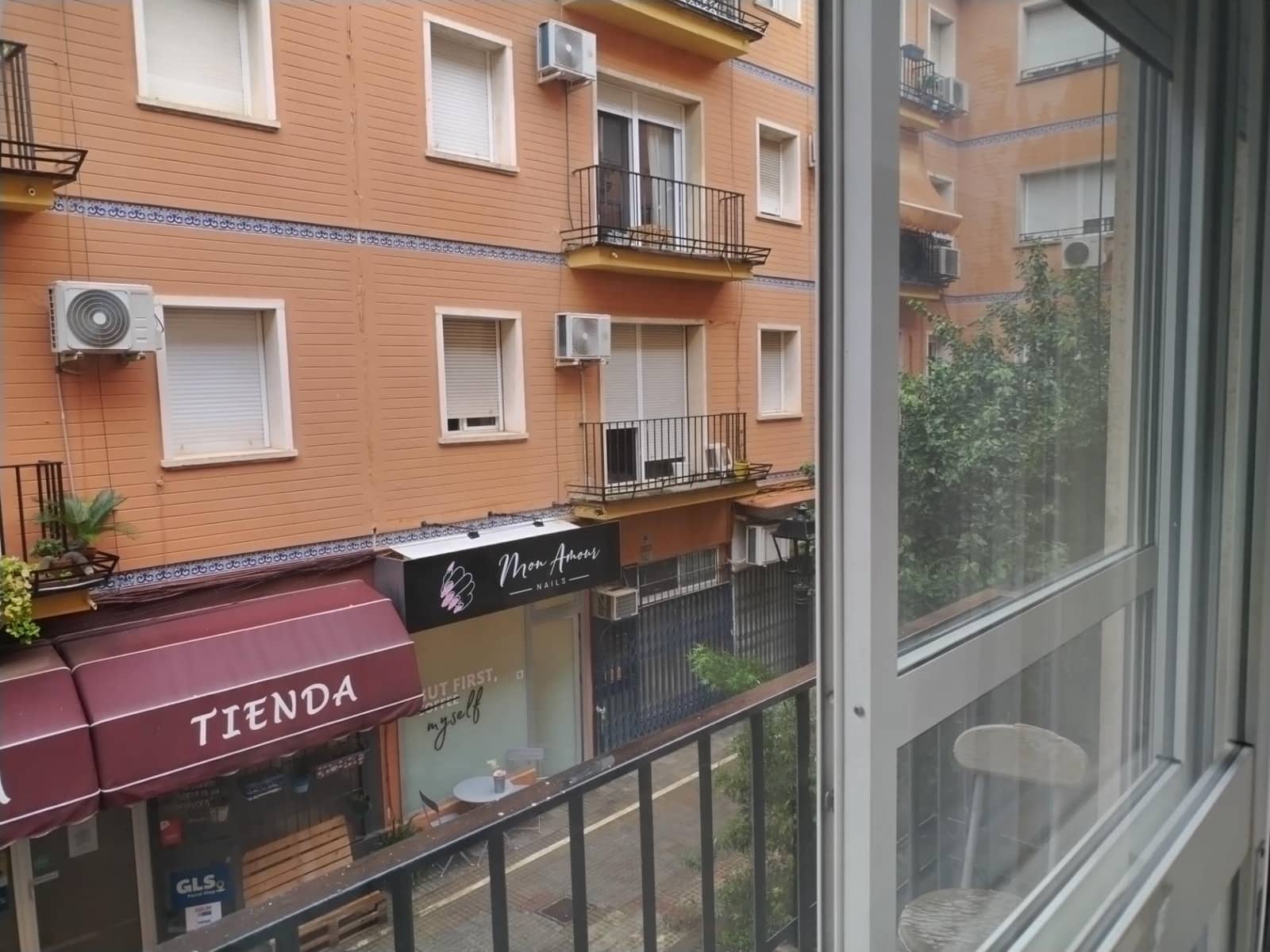 1 sypialnia Apartament do wynajęcia w Miasto Sewilla - 900 € (Ref: 8638501)
