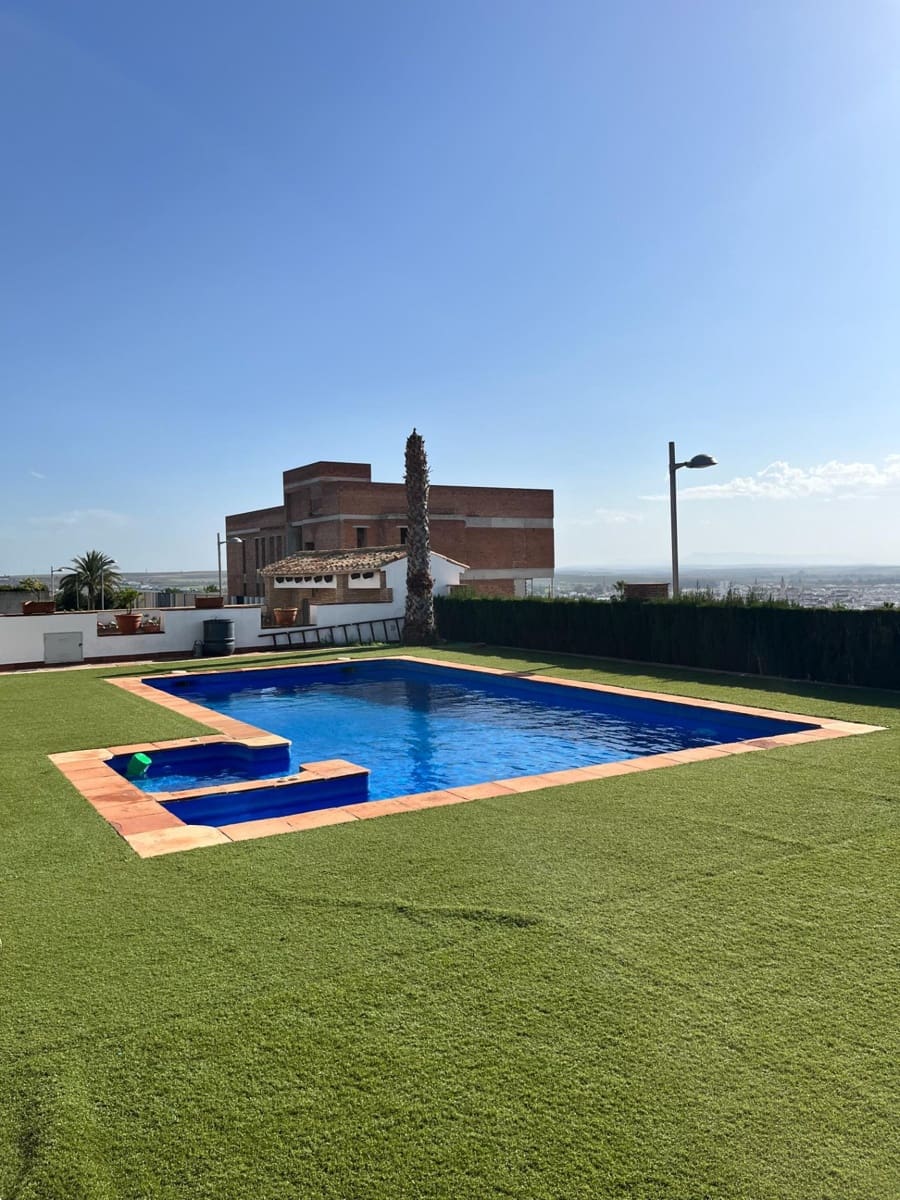 4 bedroom Villa for sale in Ecija with pool - € 700,000 (Ref: 8652177)