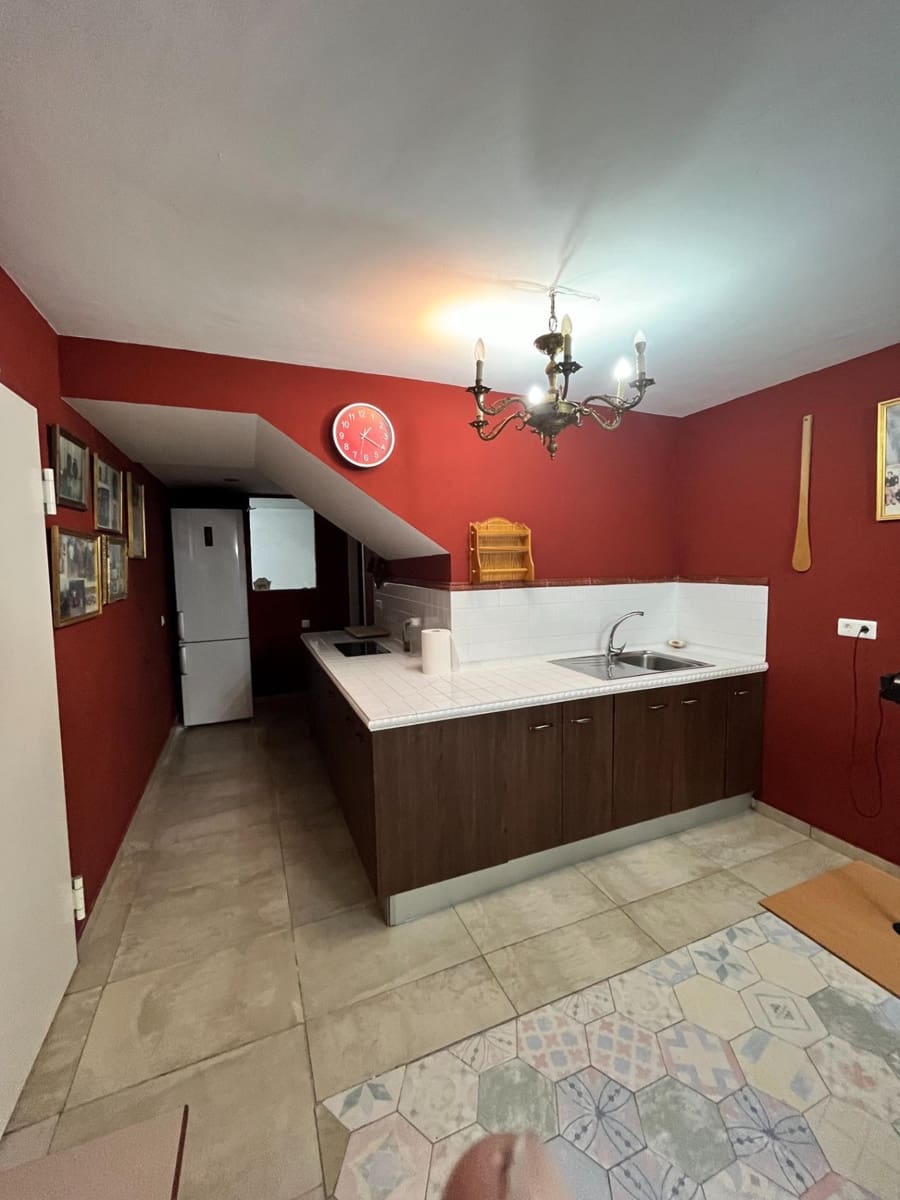 4 bedroom Villa for sale in Ecija with pool - € 700,000 (Ref: 8652177)