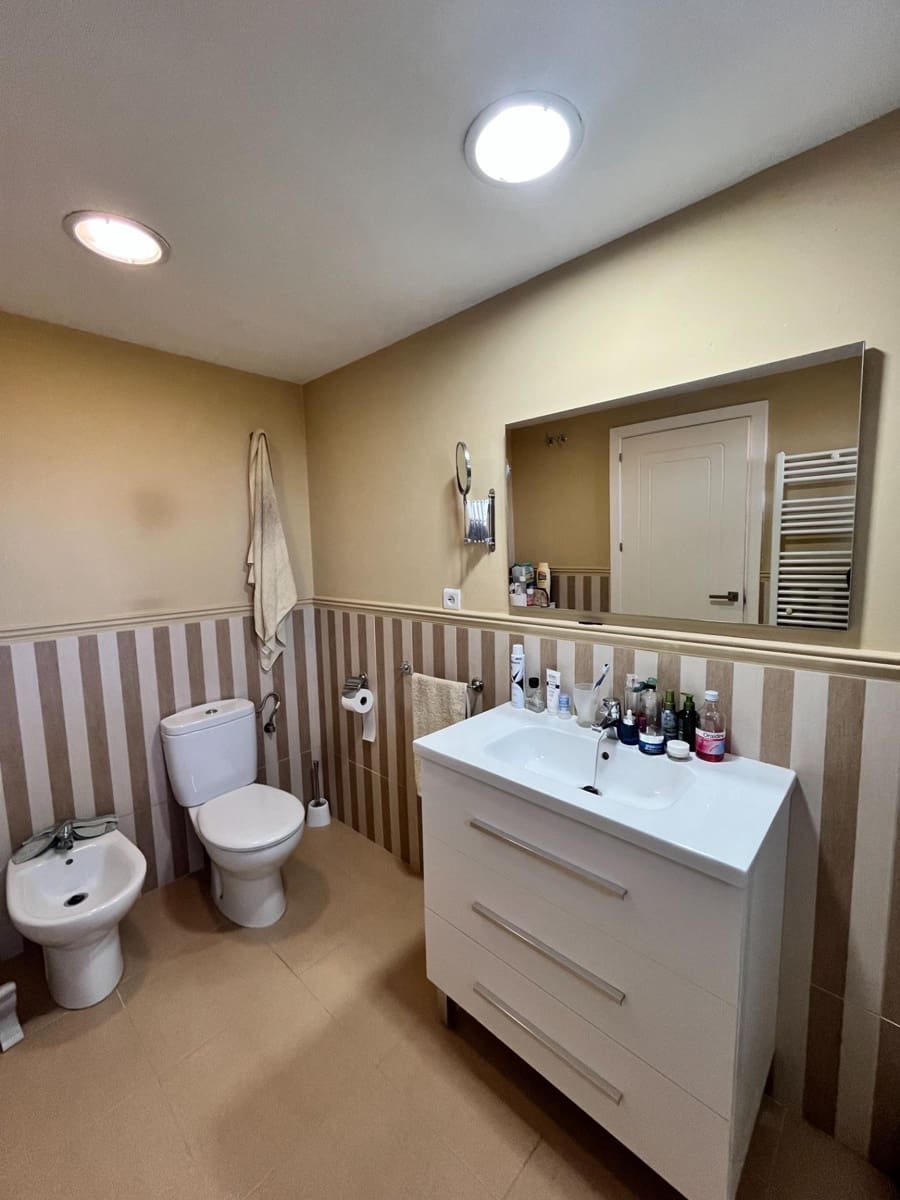 4 bedroom Villa for sale in Ecija with pool - € 700,000 (Ref: 8652177)