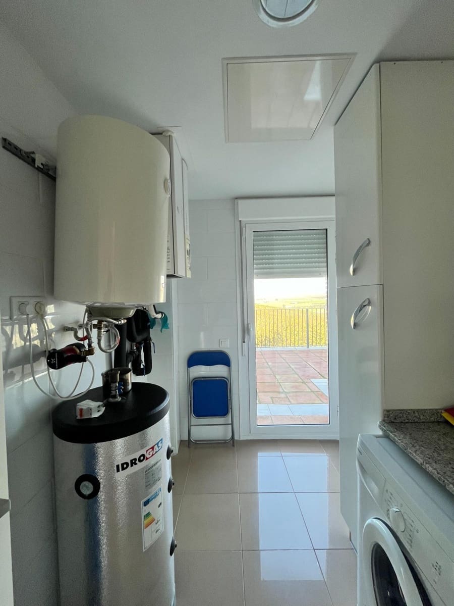 4 bedroom Villa for sale in Ecija with pool - € 700,000 (Ref: 8652177)