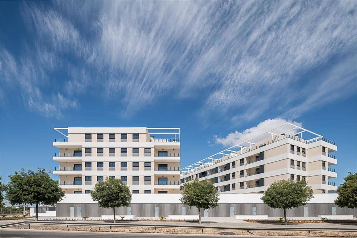 Erhverv til leje i Mairena del Aljarafe - € 450 (Ref: 8685065)