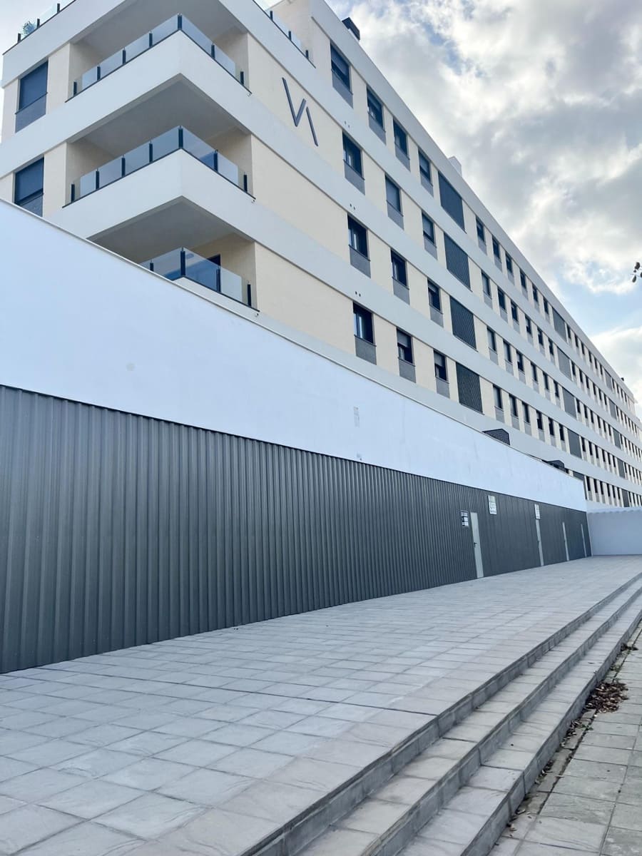 Erhverv til leje i Mairena del Aljarafe - € 450 (Ref: 8685065)