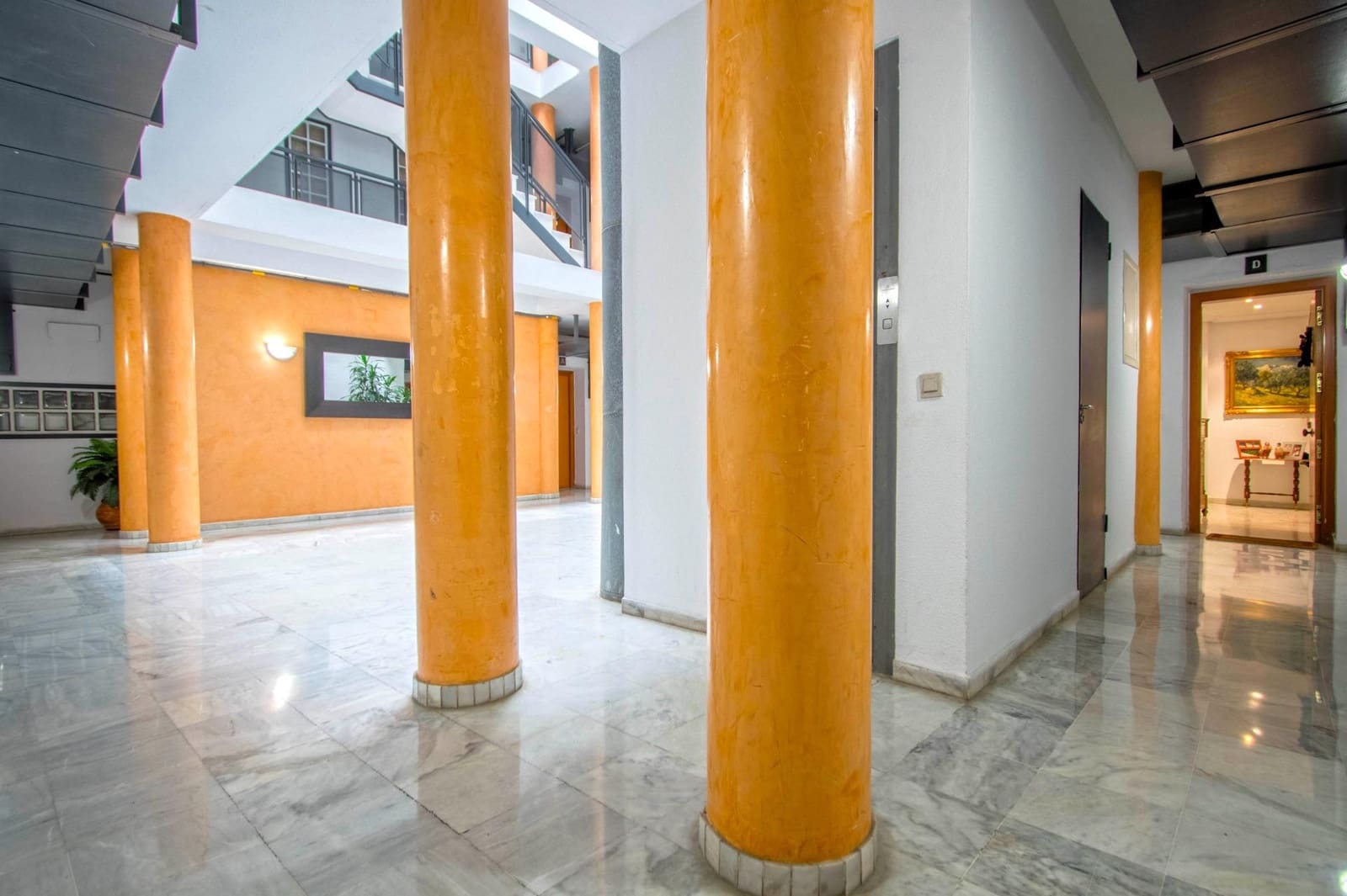 3 soveværelse Lejlighed til salg i Sevilla by med swimmingpool garage - € 398.000 (Ref: 8687687)