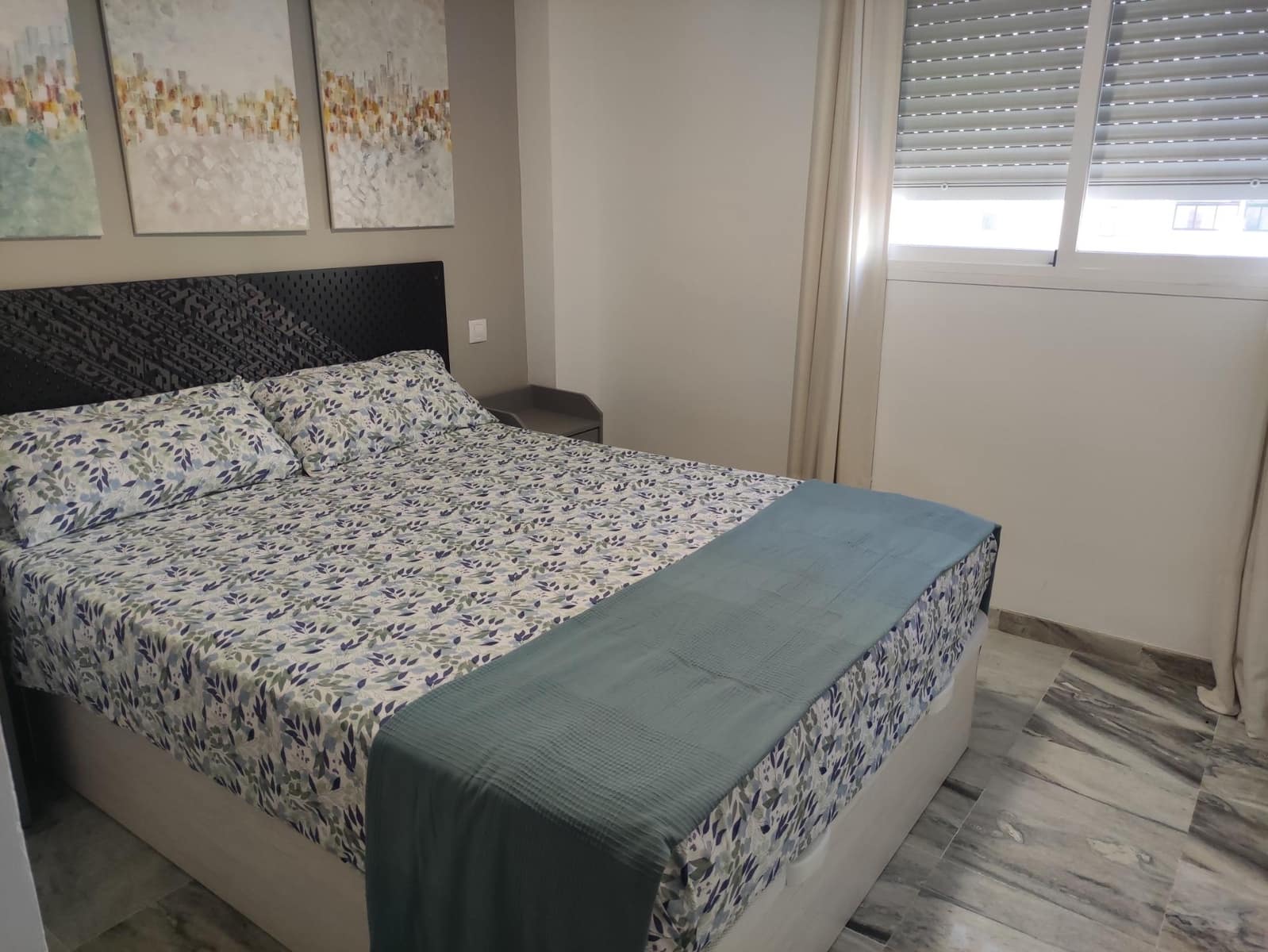 3 sypialnia Mieszkanie do wynajęcia w Miasto Sewilla z basenem garażem - 1 050 € (Ref: 8696316)