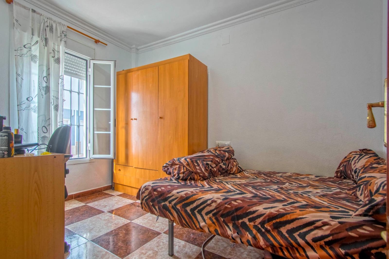 4 soveværelse Byhus til salg i Almonte med garage - € 158.000 (Ref: 8727860)