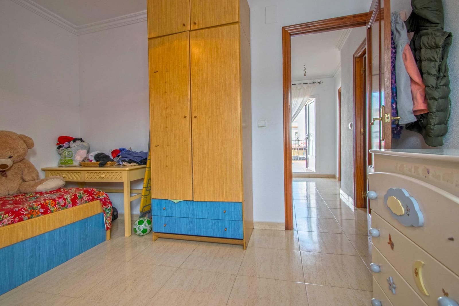 4 soveværelse Byhus til salg i Almonte med garage - € 158.000 (Ref: 8727860)