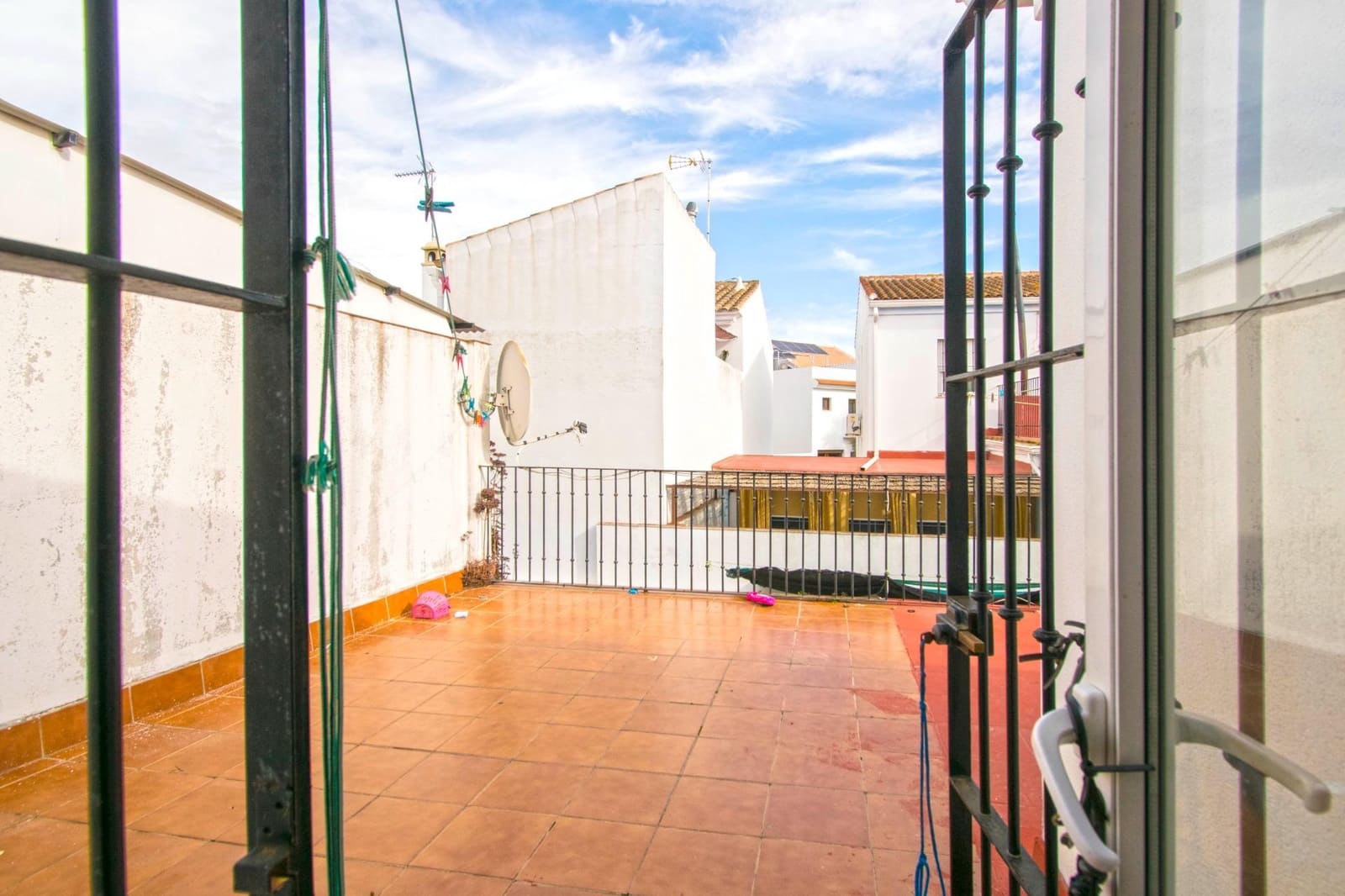 4 soveværelse Byhus til salg i Almonte med garage - € 158.000 (Ref: 8727860)