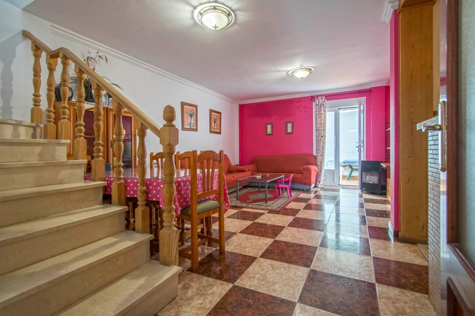 4 soveværelse Byhus til salg i Almonte med garage - € 158.000 (Ref: 8727860)