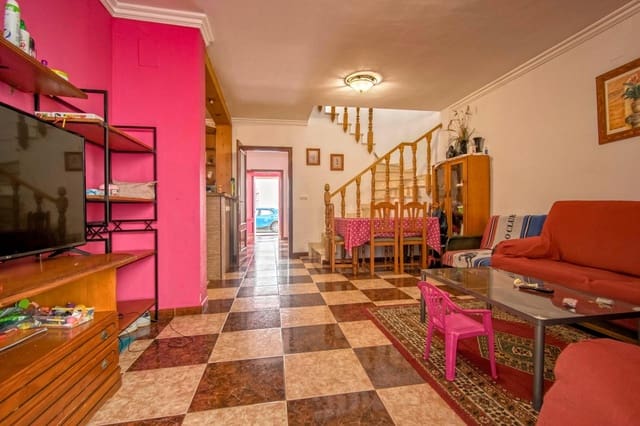 4 soverom Hus til salgs i Almonte med garasje - € 158 000 (Ref: 8727860)