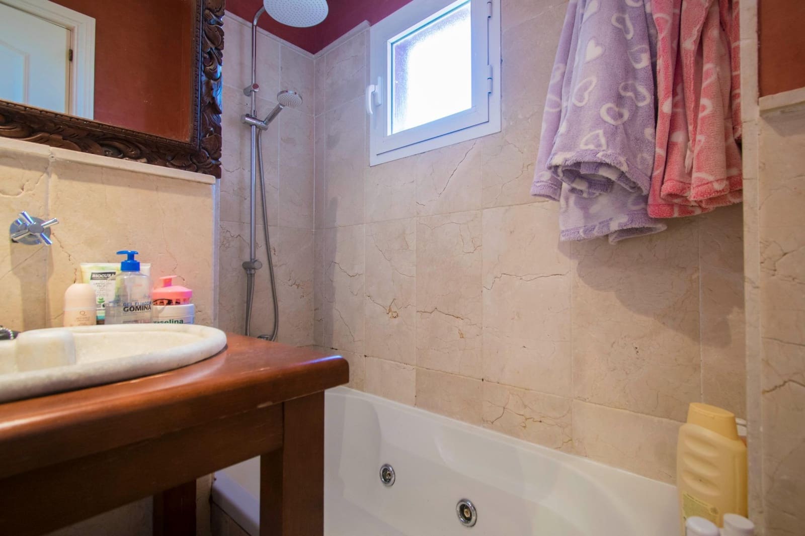 6 soveværelse Semi-Rækkehus til salg i Salteras med swimmingpool - € 319.000 (Ref: 8741600)