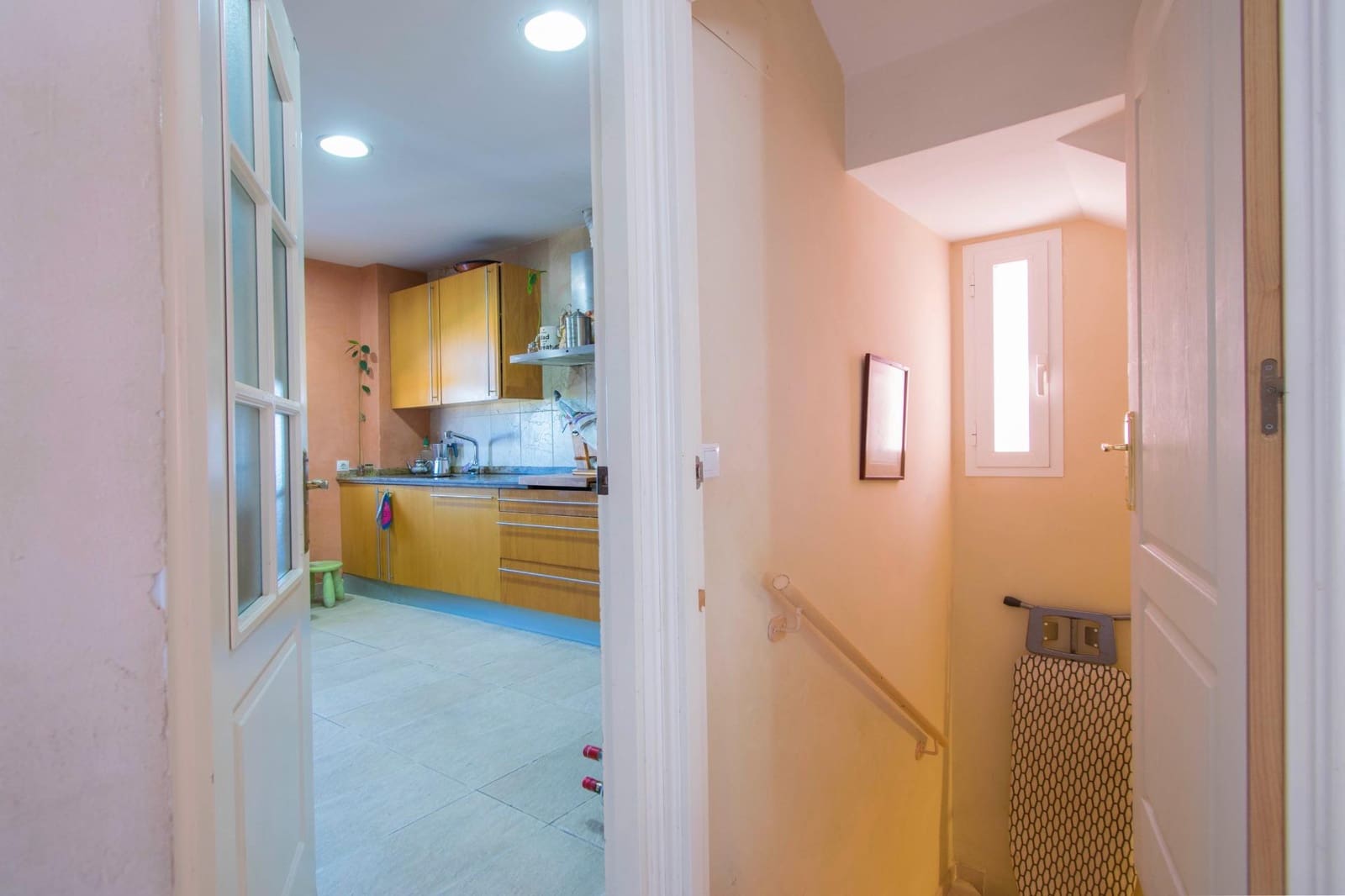 6 soveværelse Semi-Rækkehus til salg i Salteras med swimmingpool - € 319.000 (Ref: 8741600)