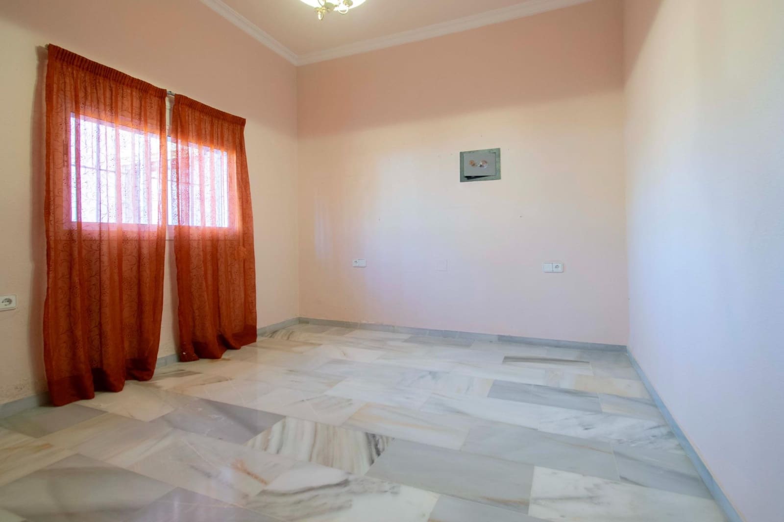 6 soveværelse Villa til salg i Espartinas med swimmingpool garage - € 750.000 (Ref: 8755730)