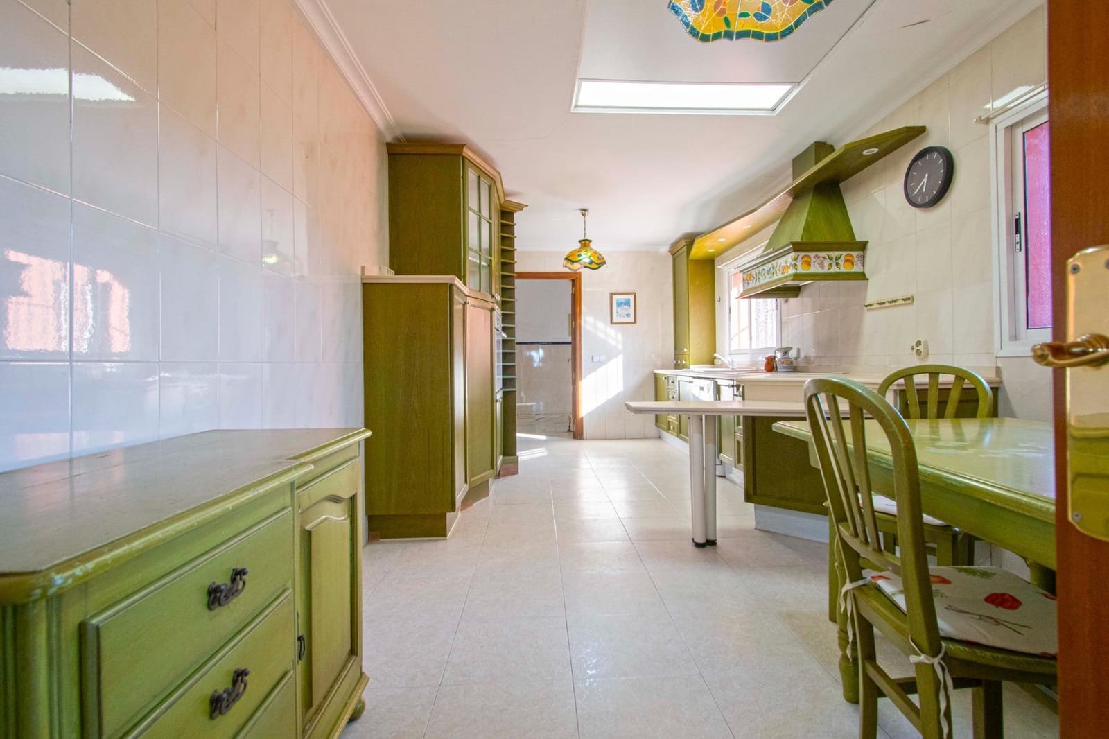 6 soveværelse Villa til salg i Espartinas med swimmingpool garage - € 750.000 (Ref: 8755730)