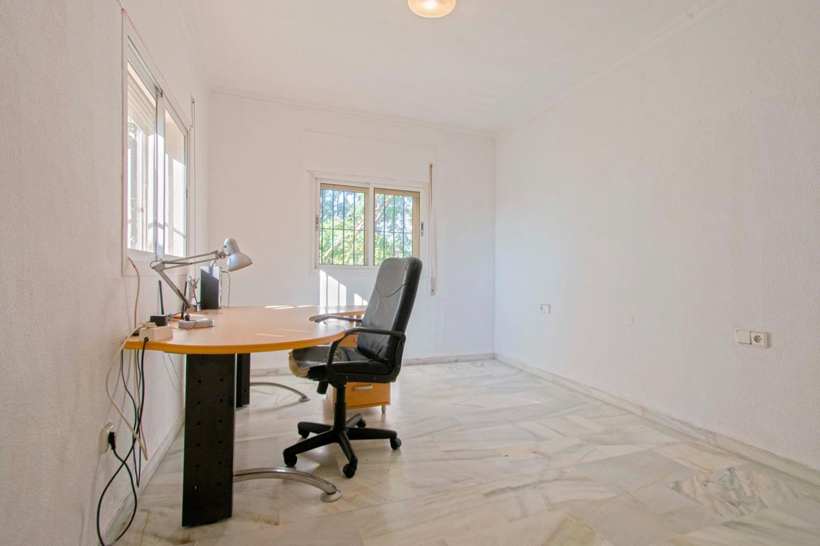 6 soveværelse Villa til salg i Espartinas med swimmingpool garage - € 750.000 (Ref: 8755730)