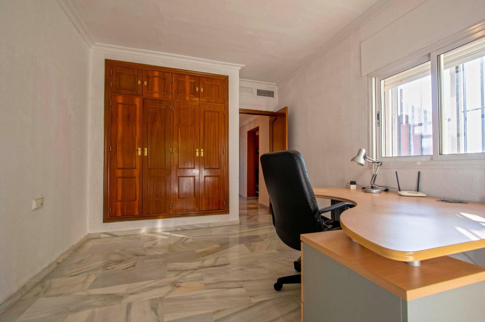 6 soveværelse Villa til salg i Espartinas med swimmingpool garage - € 750.000 (Ref: 8755730)