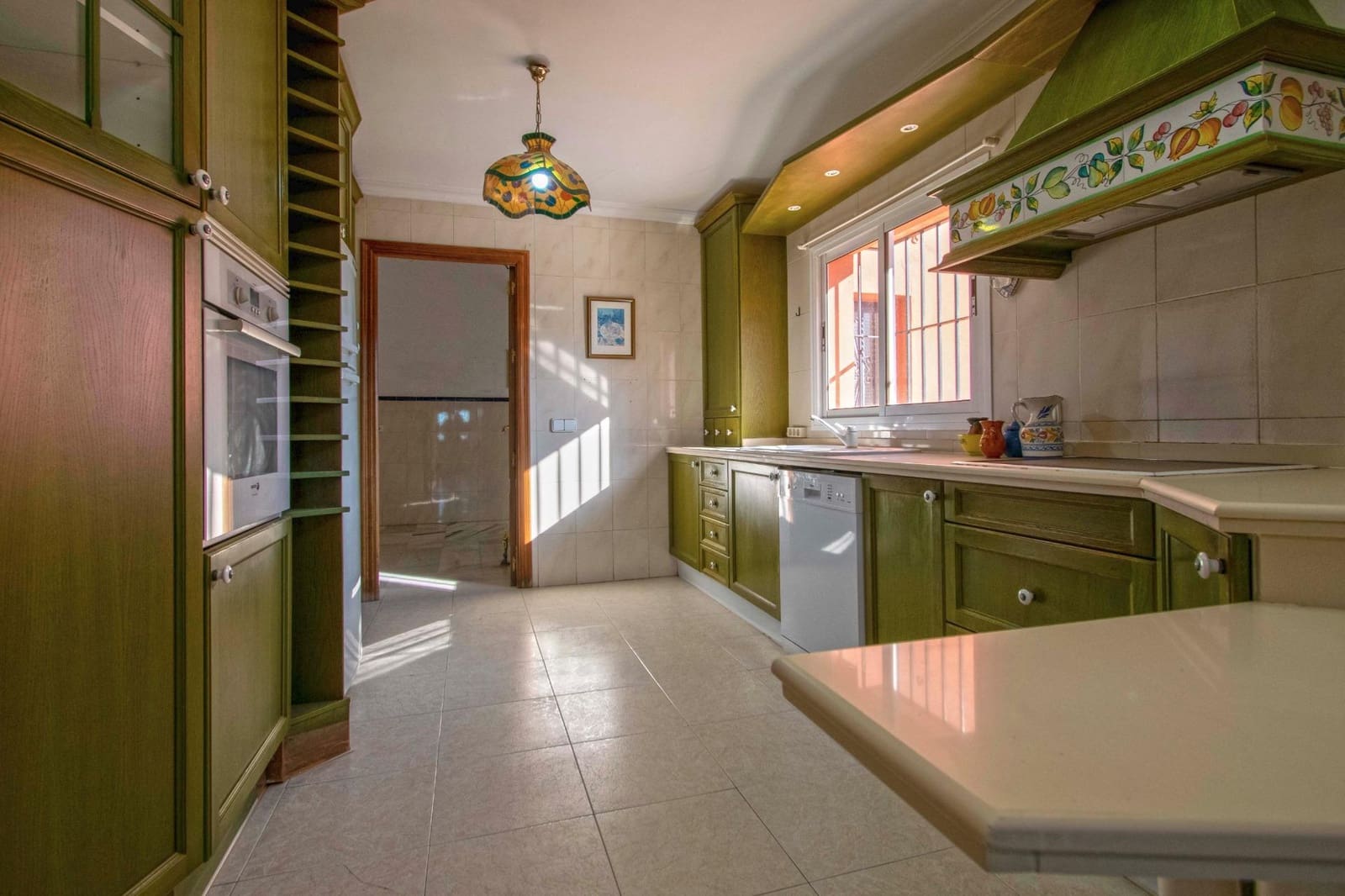 6 soveværelse Villa til salg i Espartinas med swimmingpool garage - € 750.000 (Ref: 8755730)