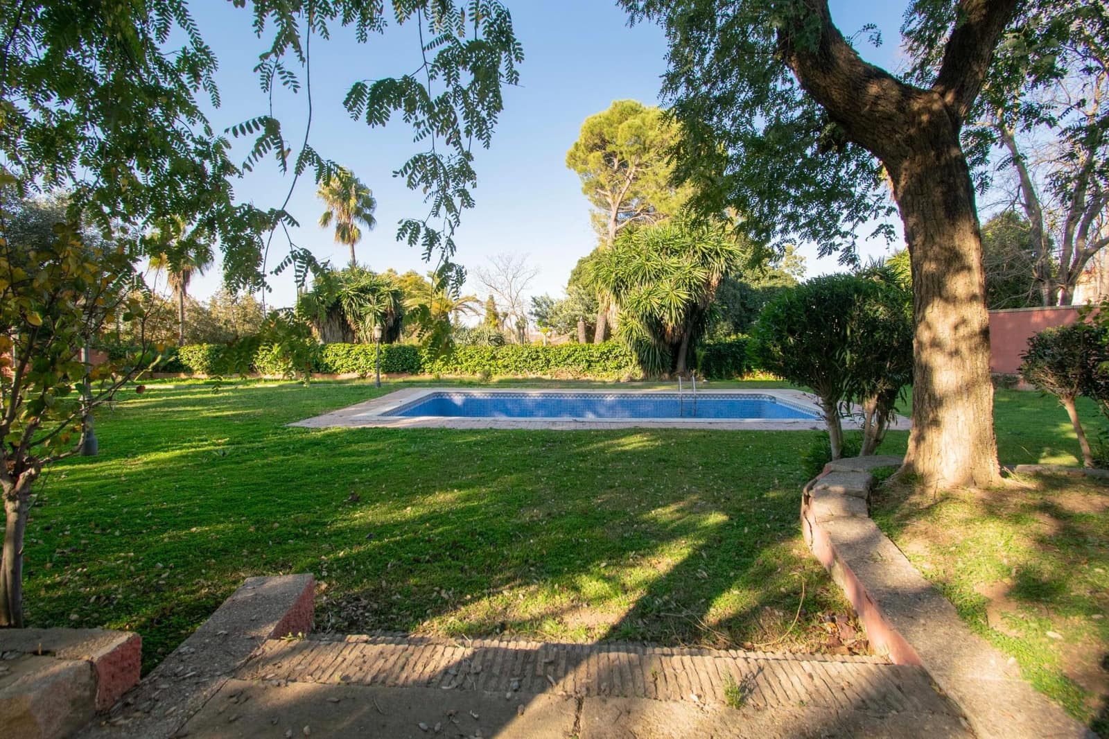 6 soveværelse Villa til salg i Espartinas med swimmingpool garage - € 750.000 (Ref: 8755730)