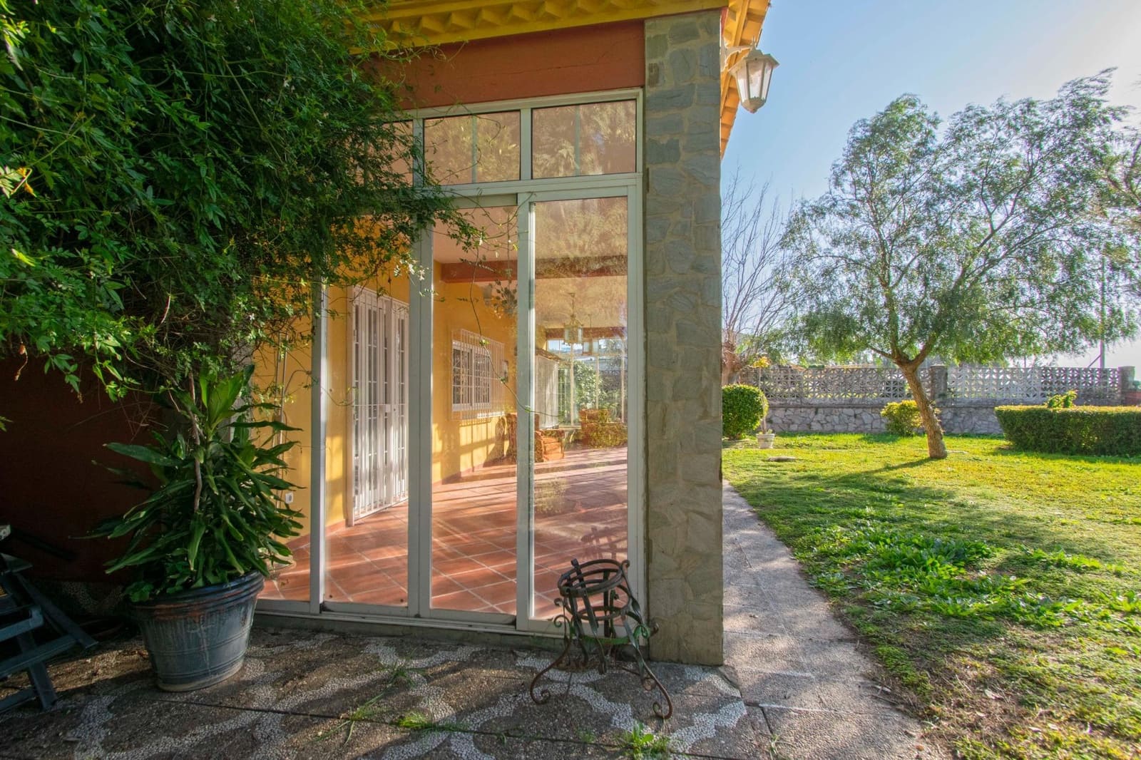 6 soveværelse Villa til salg i Espartinas med swimmingpool garage - € 750.000 (Ref: 8755730)