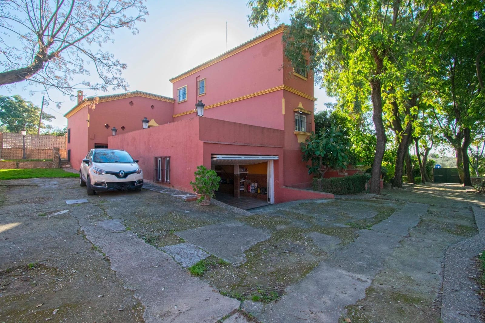 6 soveværelse Villa til salg i Espartinas med swimmingpool garage - € 750.000 (Ref: 8755730)