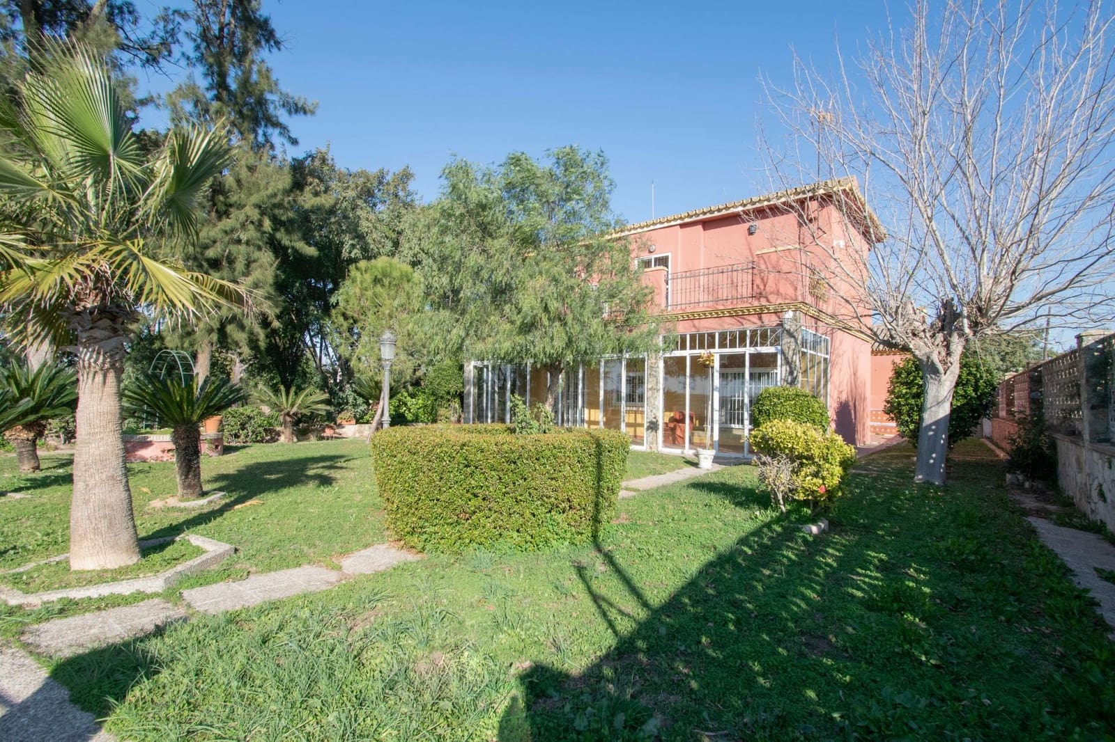 6 soveværelse Villa til salg i Espartinas med swimmingpool garage - € 750.000 (Ref: 8755730)