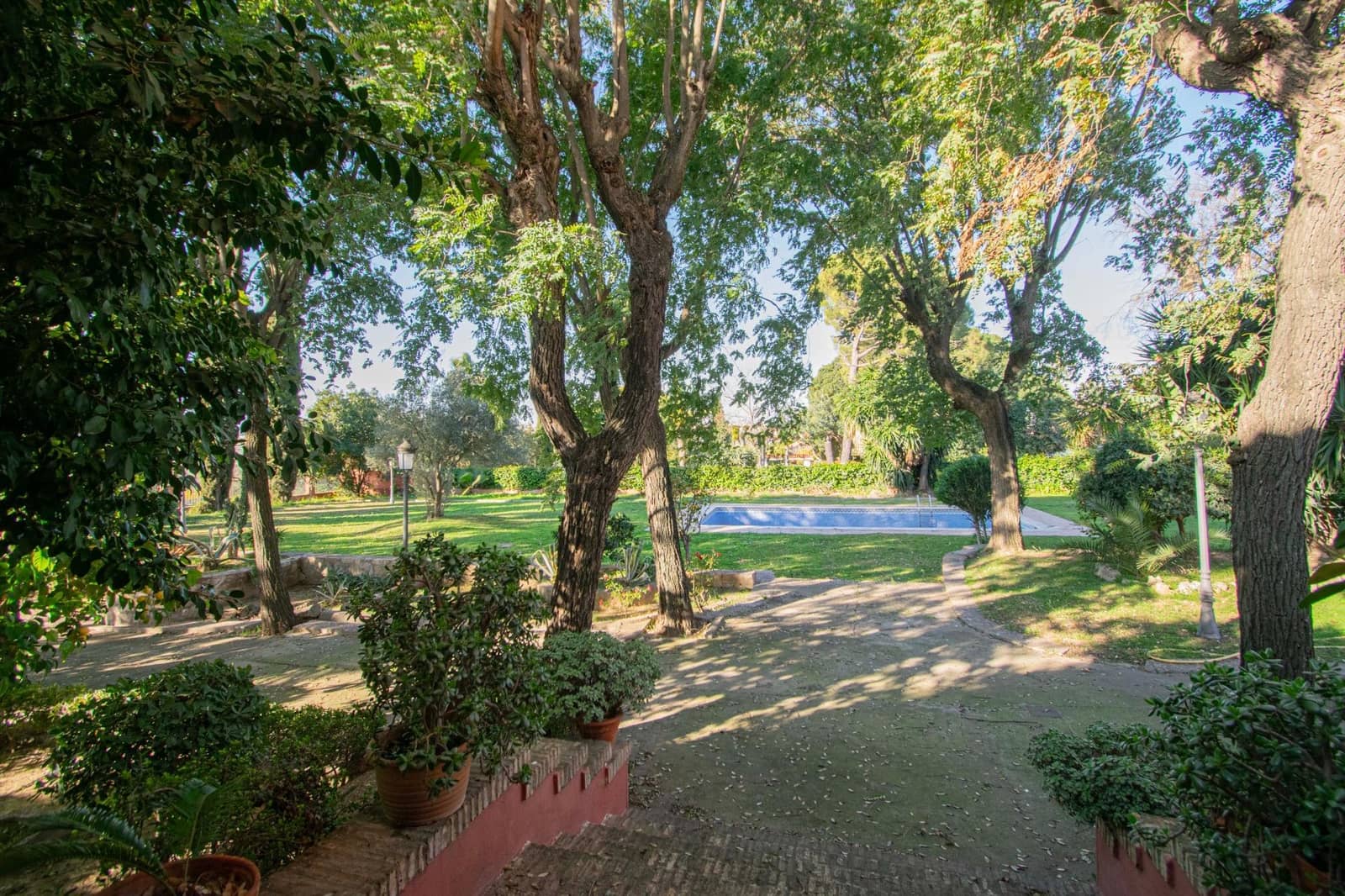 6 soveværelse Villa til salg i Espartinas med swimmingpool garage - € 750.000 (Ref: 8755730)