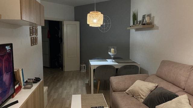 2 bedroom Flat for rent in Seville city with pool - € 800 (Ref: 8760204)