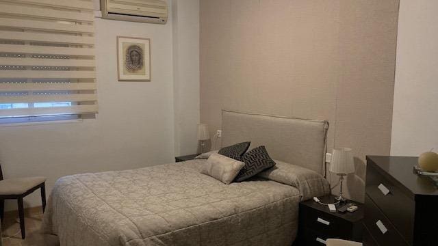 2 bedroom Flat for rent in Seville city with pool - € 800 (Ref: 8760204)