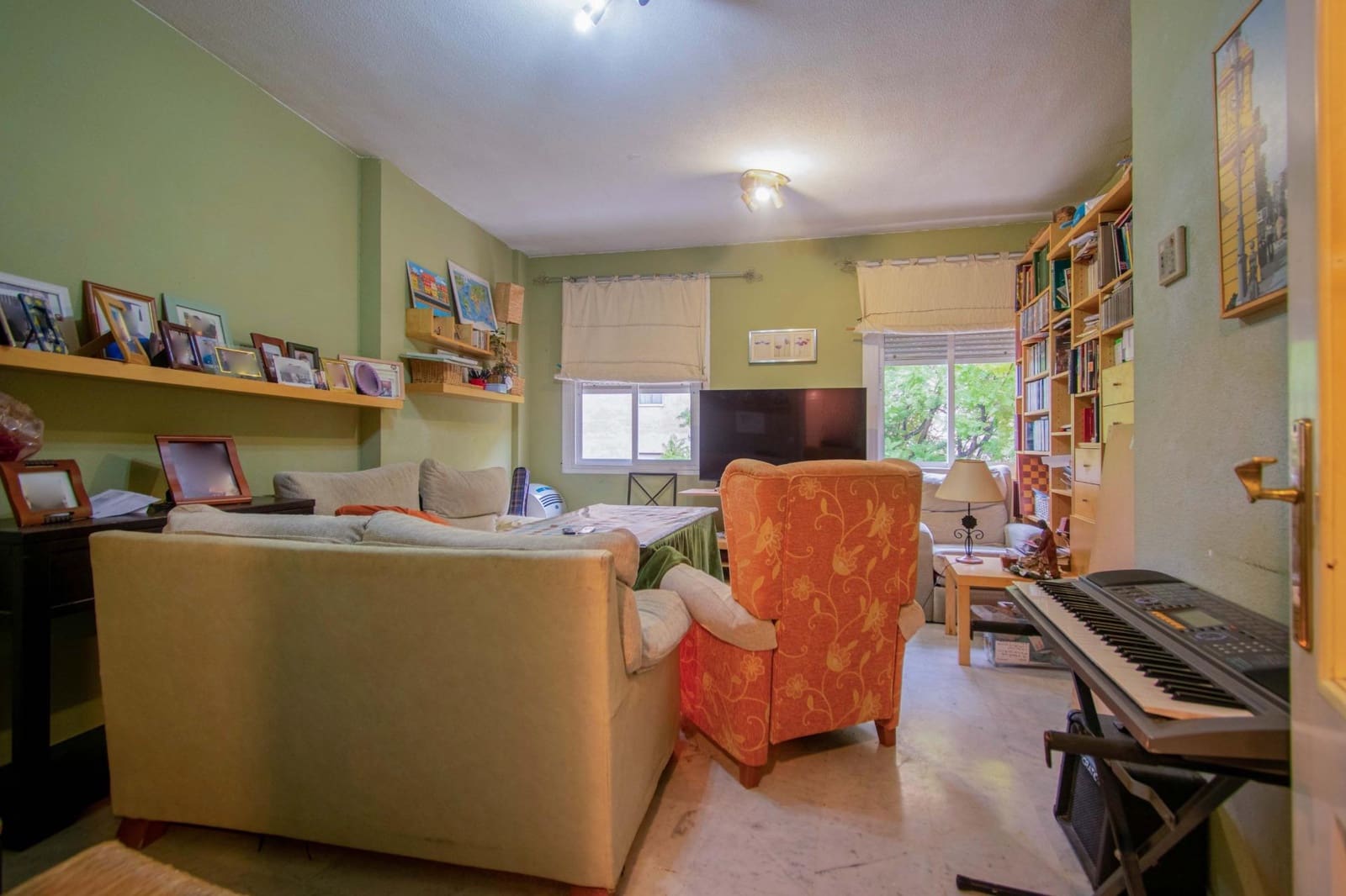 3 soveværelse Lejlighed til salg i Sevilla by med swimmingpool - € 350.000 (Ref: 8763978)