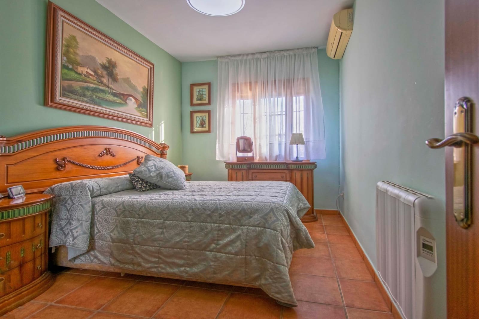 4 soveværelse Semi-Rækkehus til salg i Alcala de Guadaira med swimmingpool - € 398.000 (Ref: 8806257)