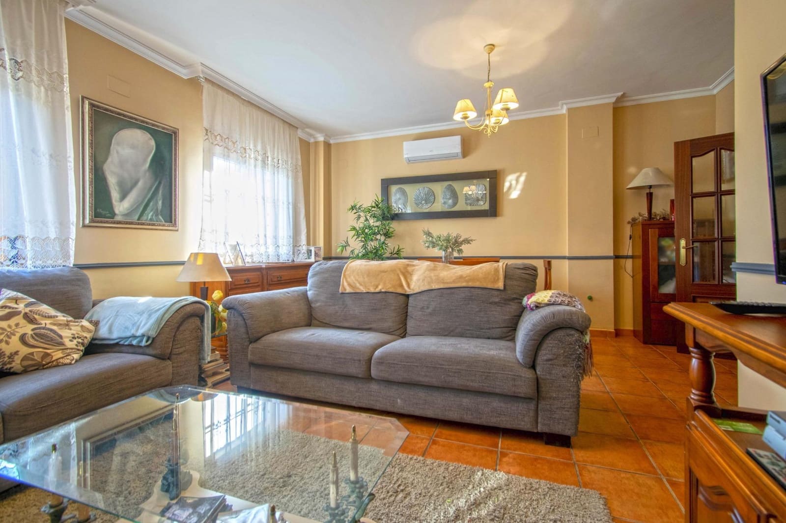 4 soveværelse Semi-Rækkehus til salg i Alcala de Guadaira med swimmingpool - € 398.000 (Ref: 8806257)