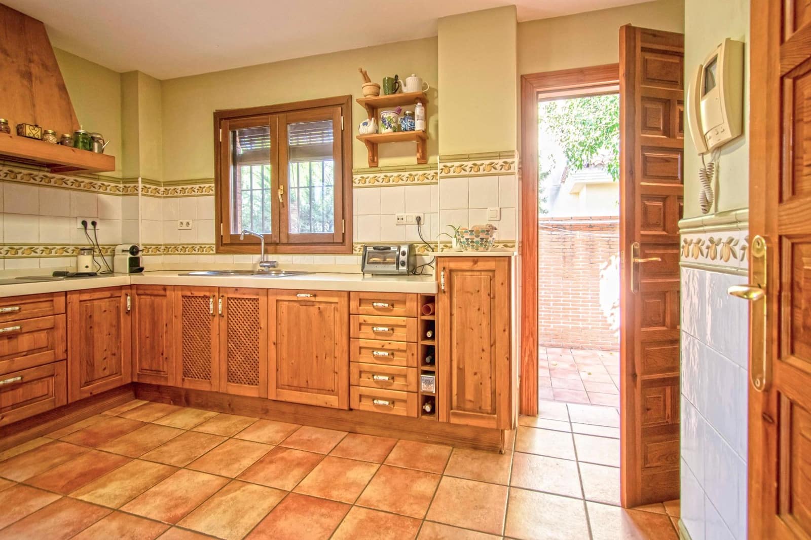 4 soveværelse Villa til salg i Bollullos de la Mitacion - € 365.000 (Ref: 8822475)