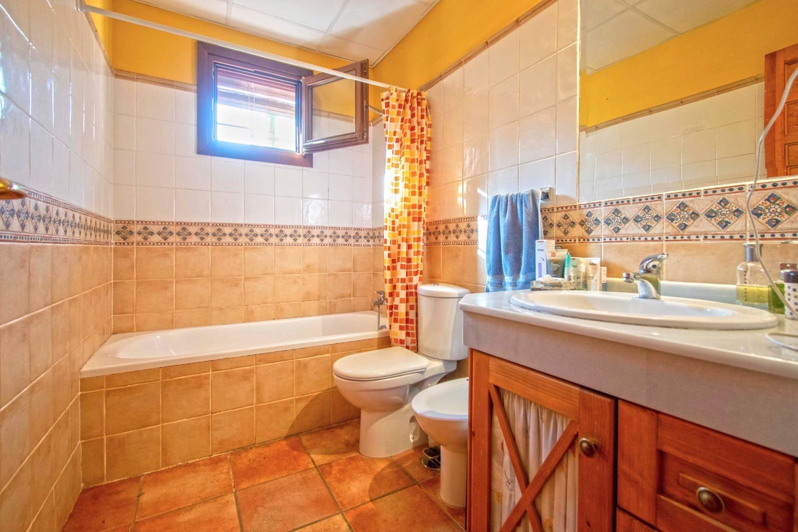 4 soveværelse Villa til salg i Bollullos de la Mitacion - € 365.000 (Ref: 8822475)