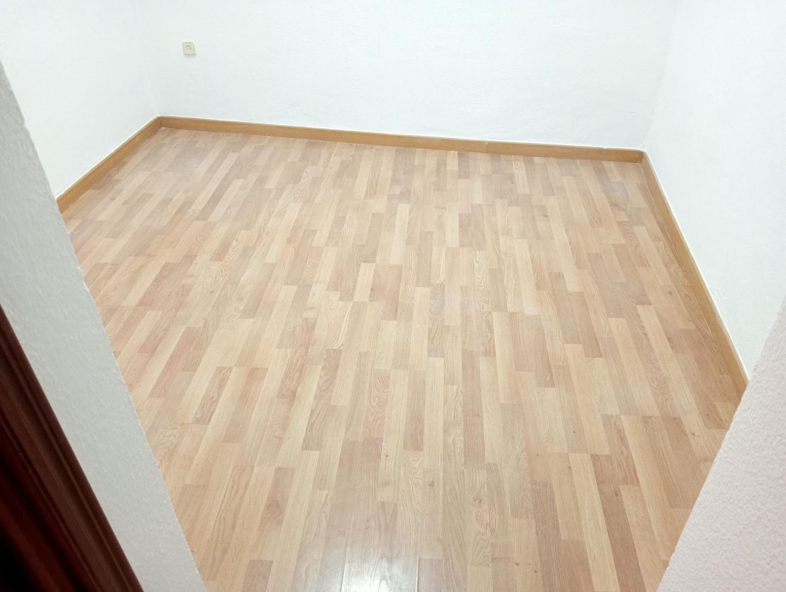 1 quarto Apartamento para arrendar em Sevilha cidade - 680 € (Ref: 8838857)