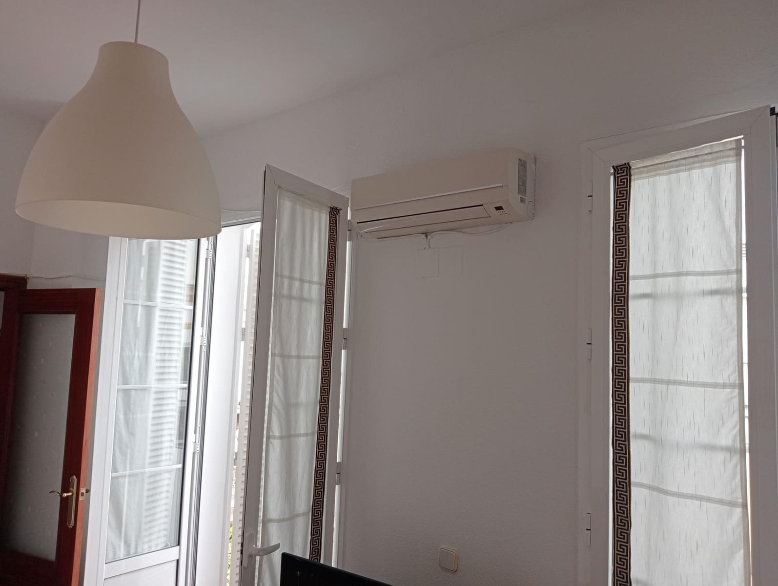 1 soveværelse Lejlighed til leje i Sevilla by - € 850 (Ref: 8838858)