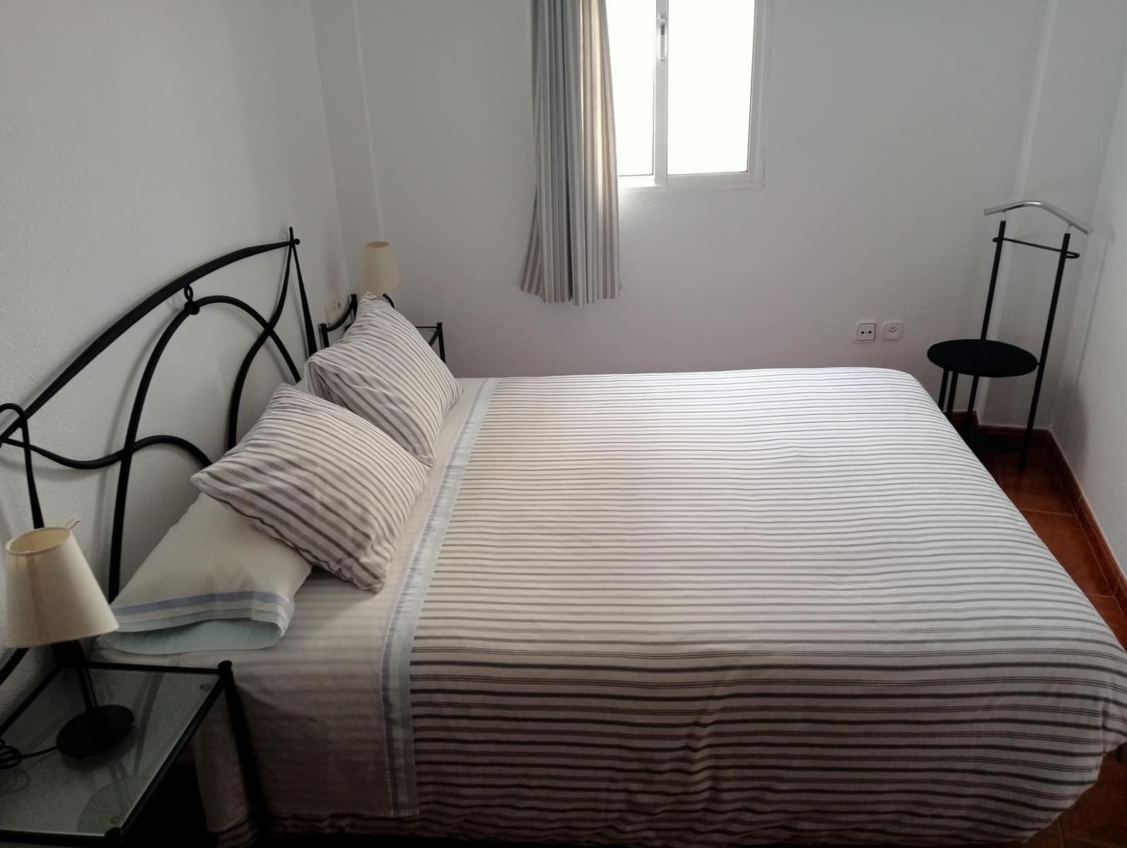 1 soveværelse Lejlighed til leje i Sevilla by - € 850 (Ref: 8838858)