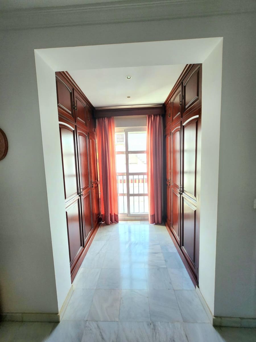 3 soveværelse Rækkehus til salg i Ecija med garage - € 240.000 (Ref: 8849297)