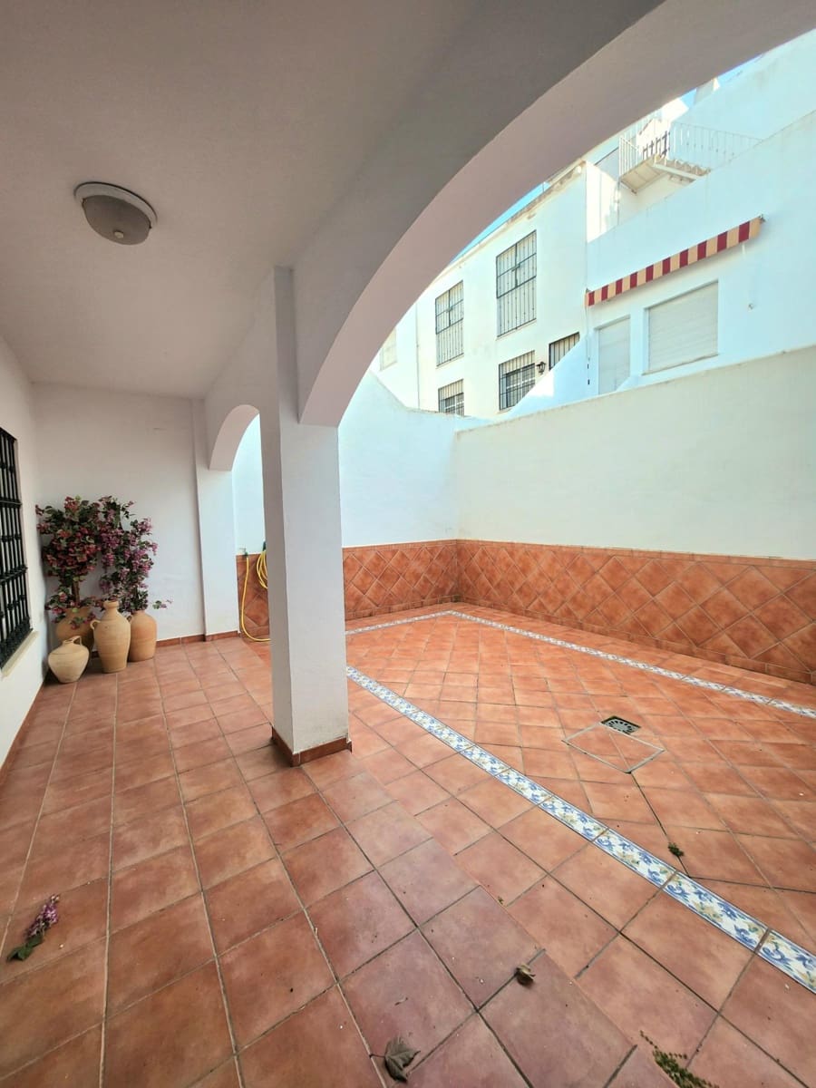 3 soveværelse Rækkehus til salg i Ecija med garage - € 240.000 (Ref: 8849297)