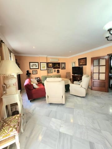 3 sypialnia Dom szeregowy na sprzedaż w Ecija z garażem - 240 000 € (Ref: 8849297)