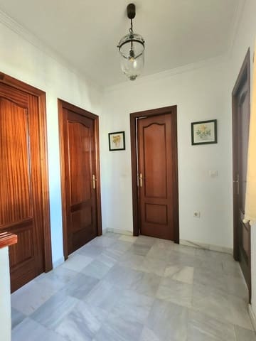 3 sypialnia Dom szeregowy na sprzedaż w Ecija z garażem - 240 000 € (Ref: 8849297)