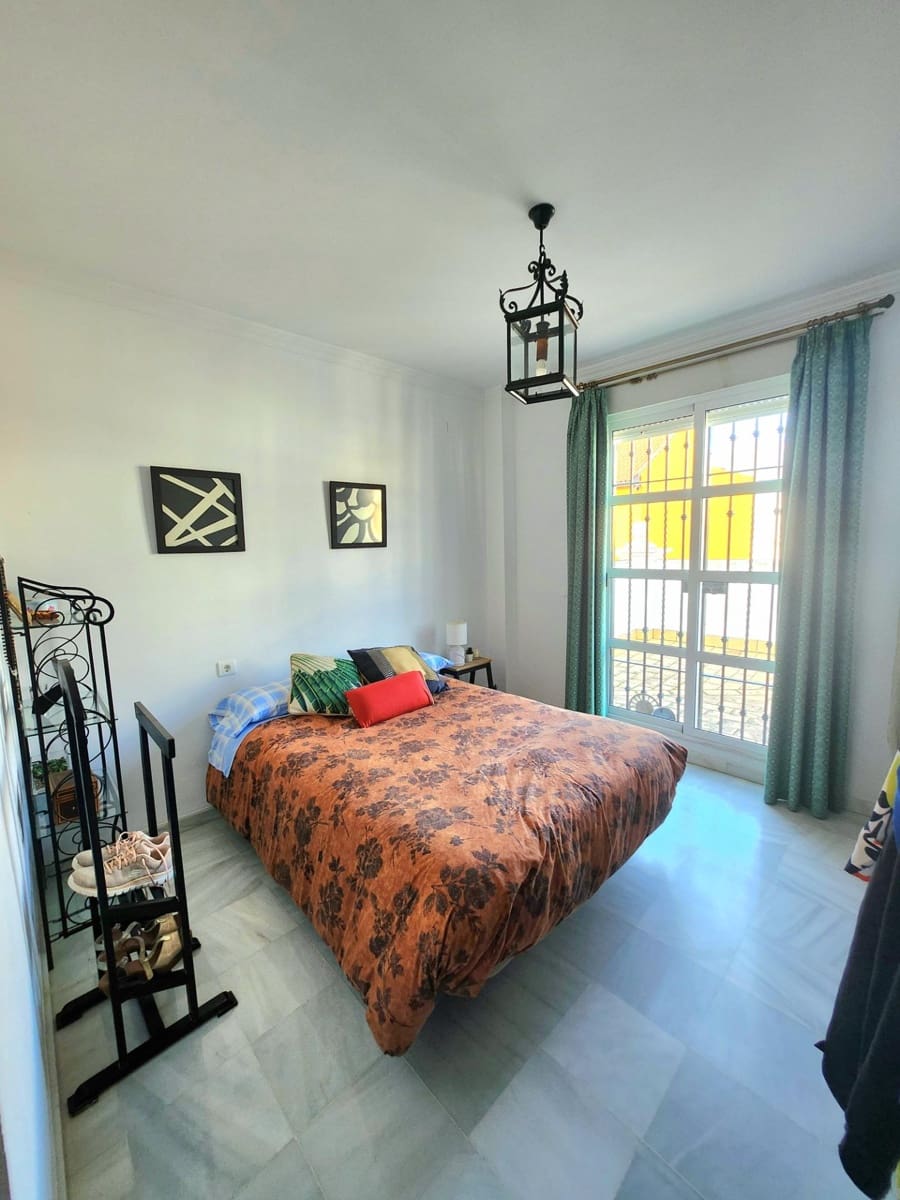 3 soveværelse Rækkehus til salg i Ecija med garage - € 240.000 (Ref: 8849297)