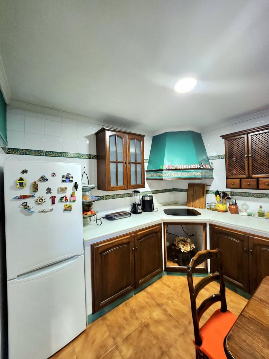 3 soveværelse Rækkehus til salg i Ecija med garage - € 240.000 (Ref: 8849297)