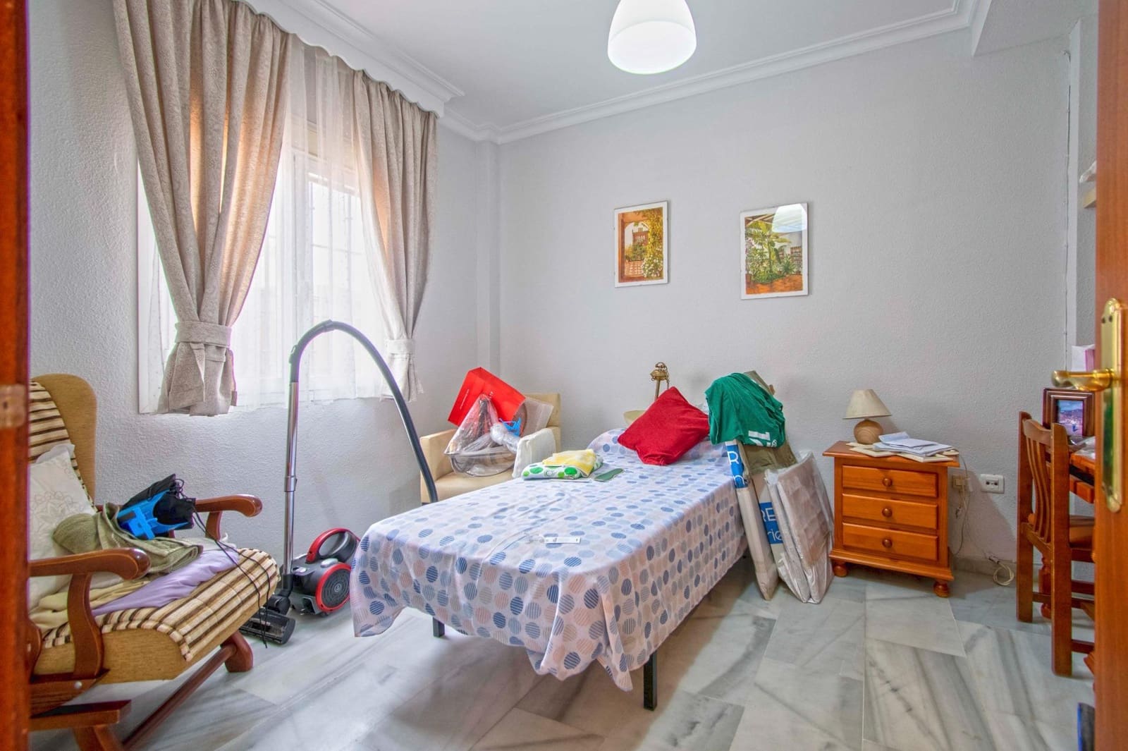 4 soveværelse Semi-Rækkehus til salg i Gelves - € 274.800 (Ref: 8851803)