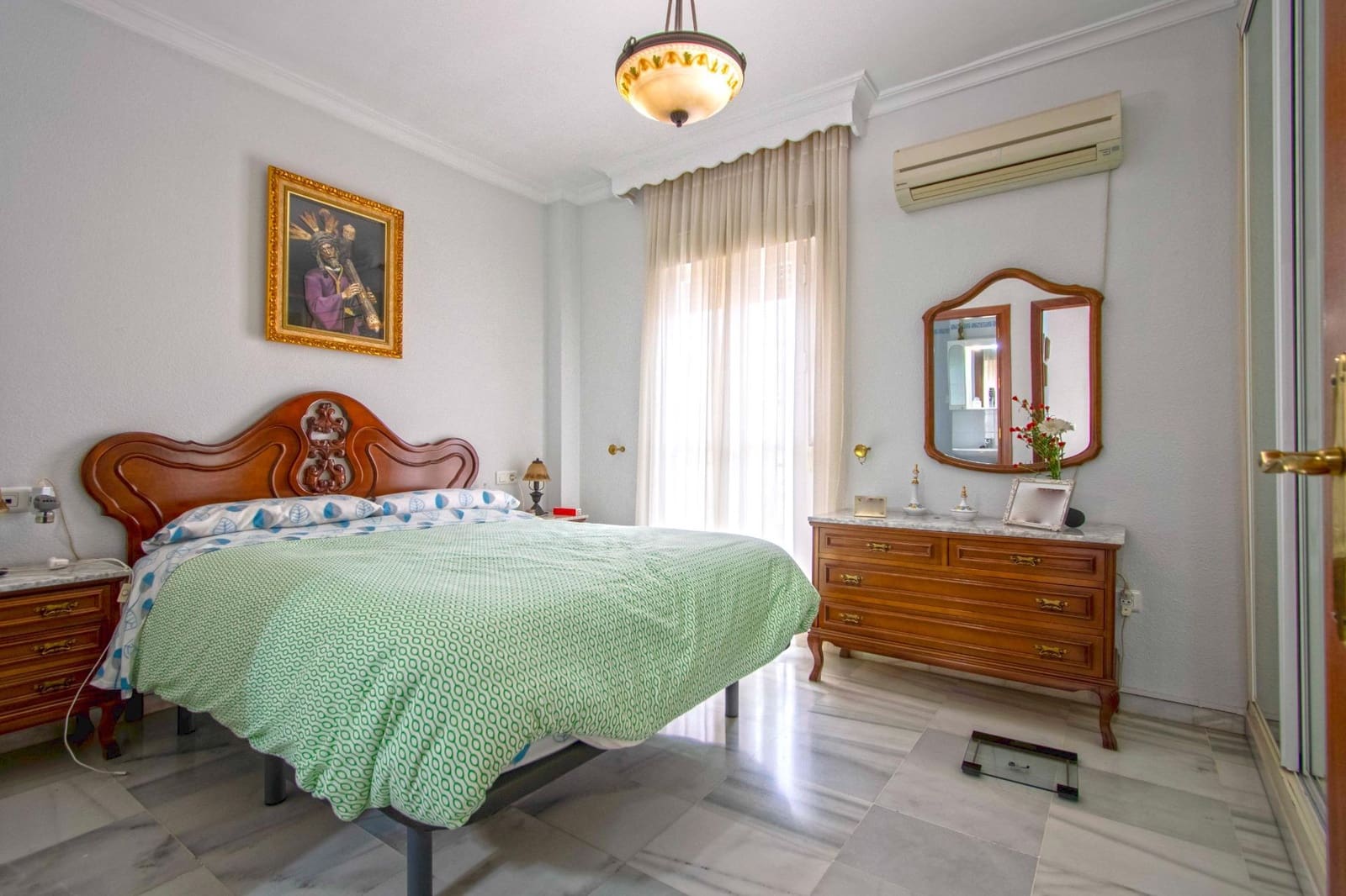 4 soveværelse Semi-Rækkehus til salg i Gelves - € 274.800 (Ref: 8851803)