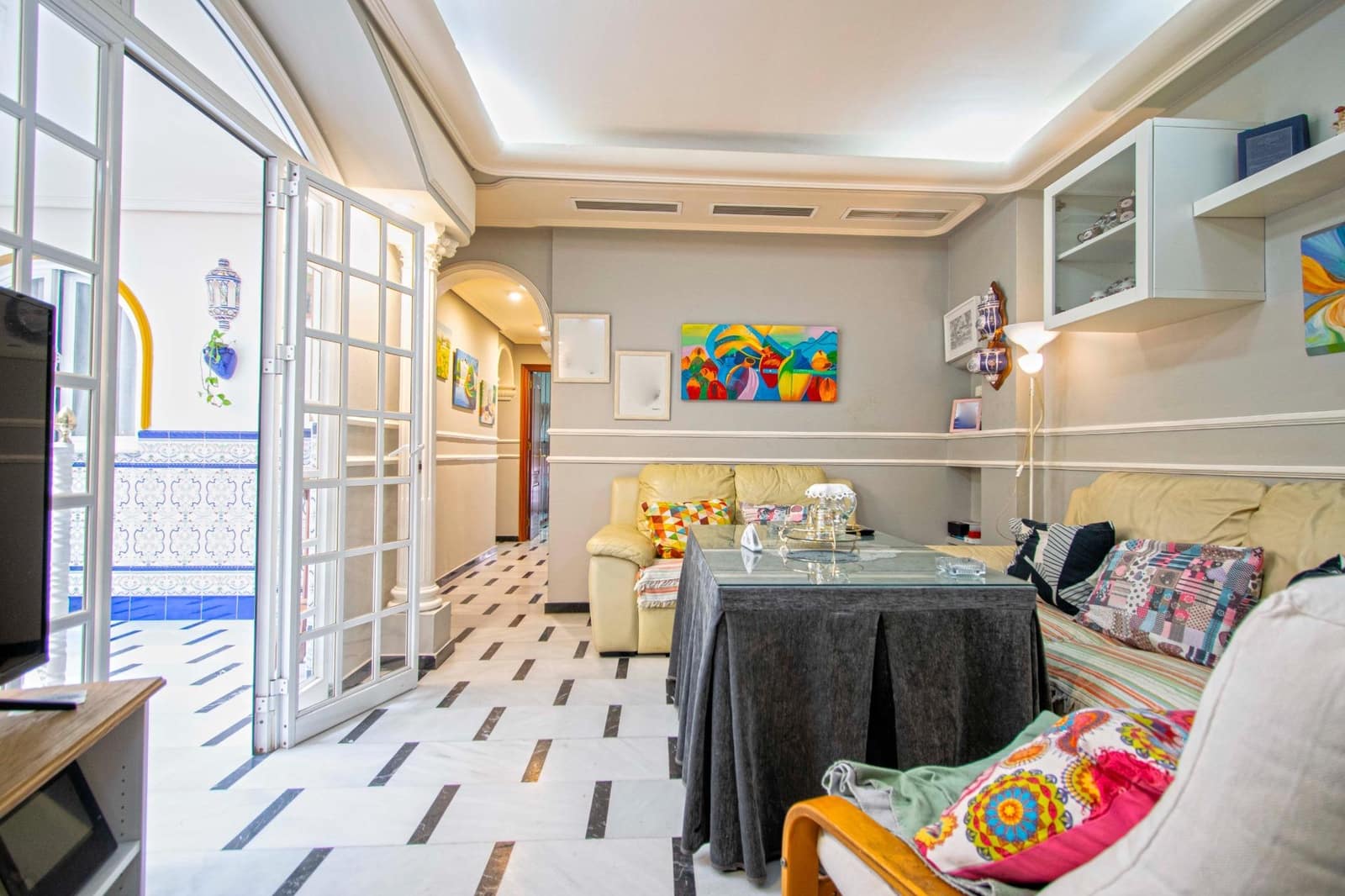 7 soveværelse Byhus til salg i Sevilla by - € 239.000 (Ref: 8854785)