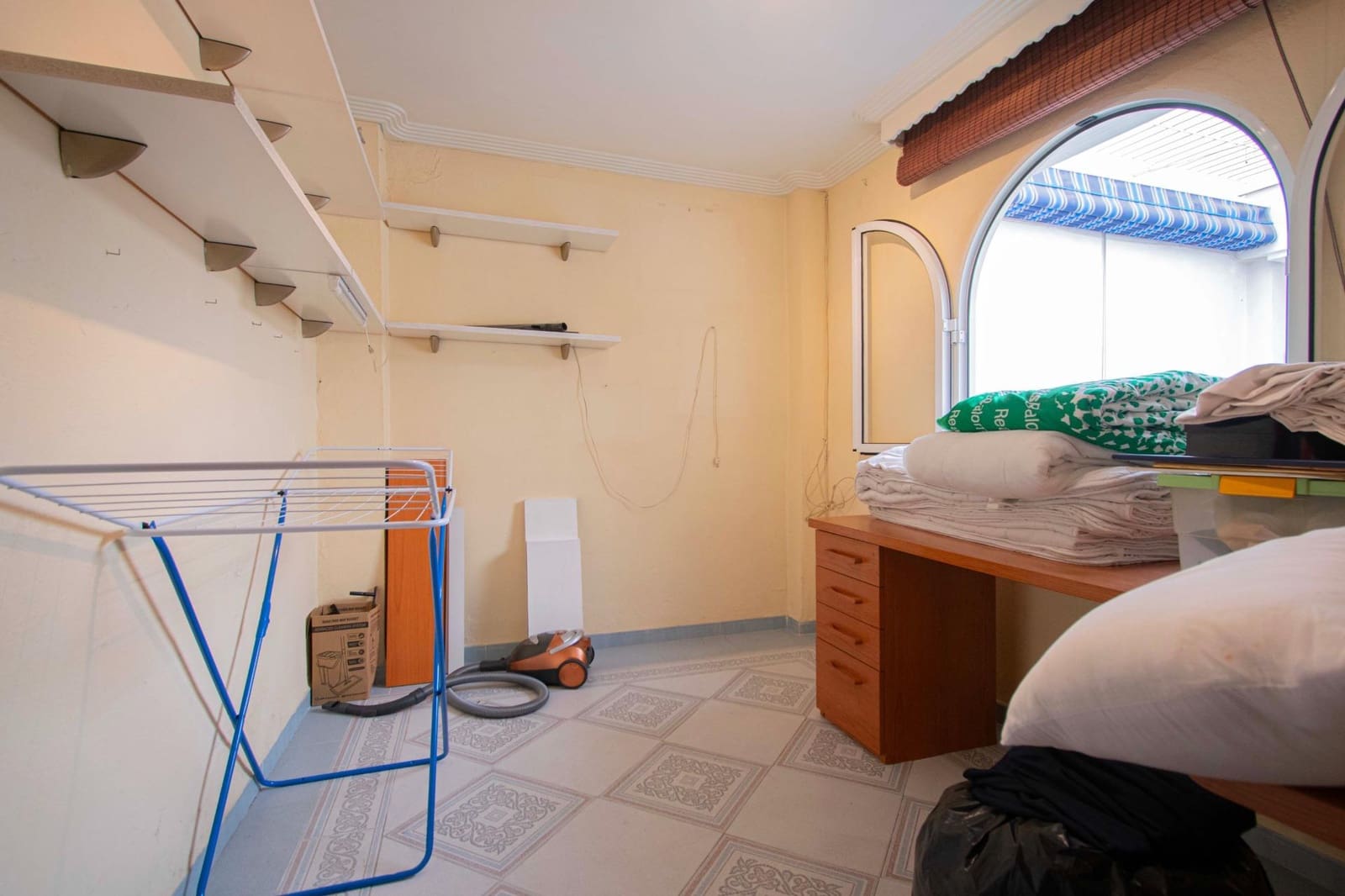 7 soveværelse Byhus til salg i Sevilla by - € 239.000 (Ref: 8854785)