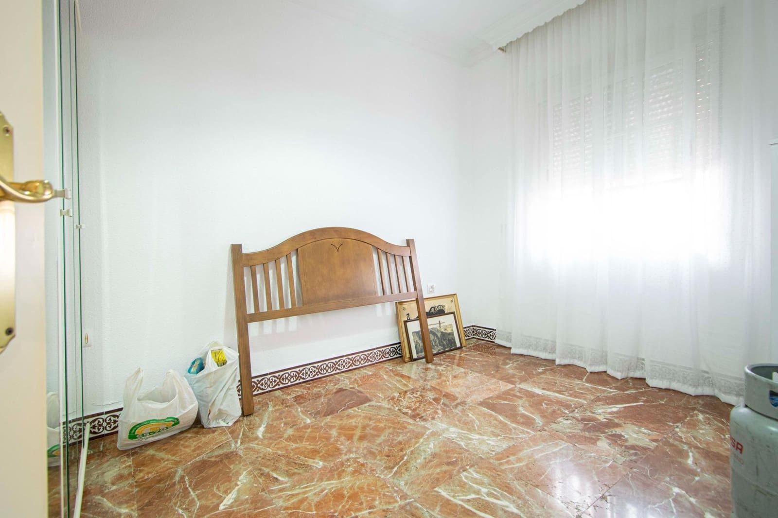 7 soveværelse Byhus til salg i Sevilla by - € 239.000 (Ref: 8854785)