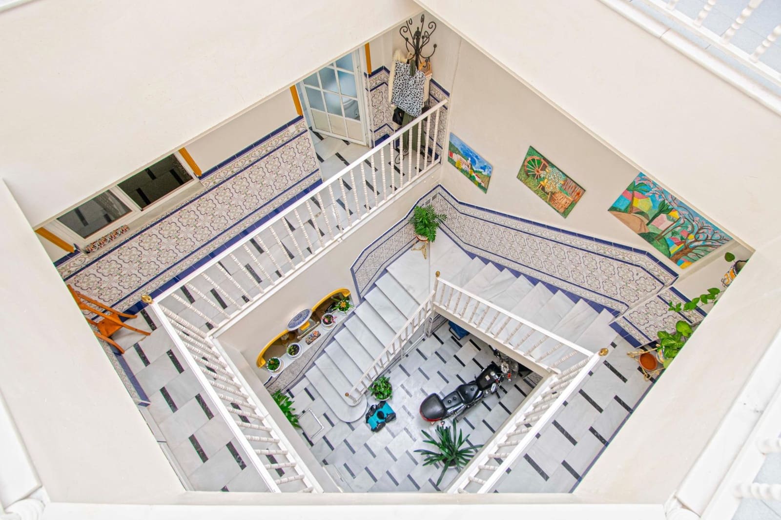 7 soveværelse Byhus til salg i Sevilla by - € 239.000 (Ref: 8854785)