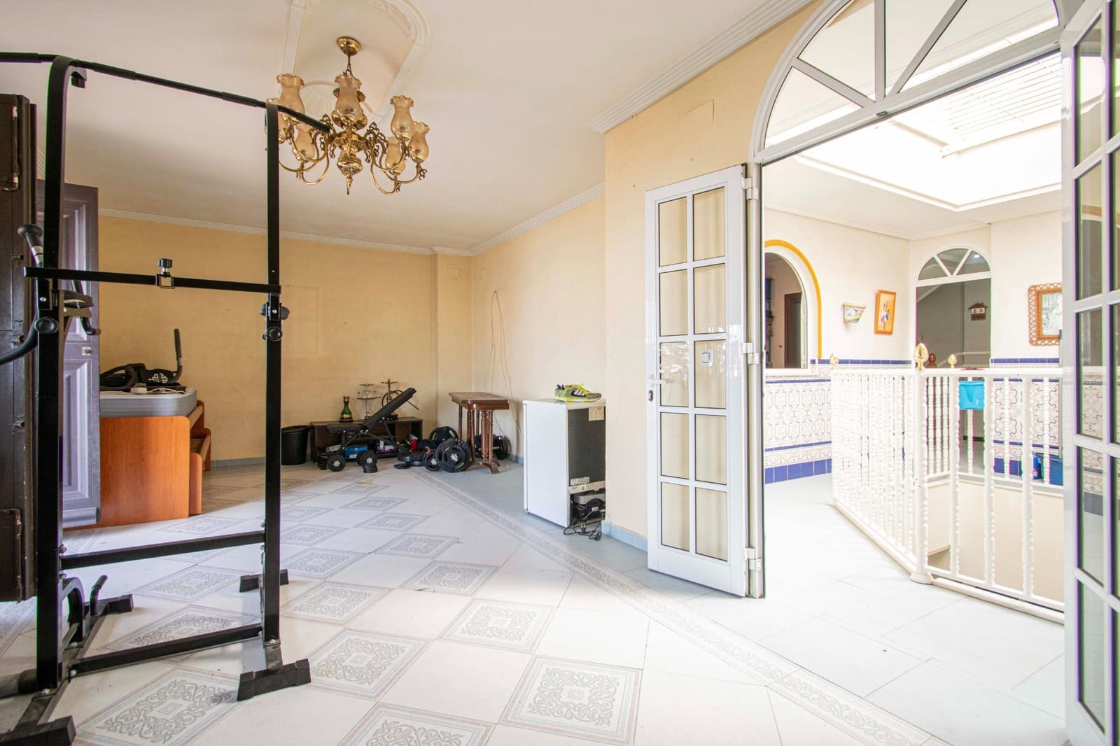 7 soveværelse Byhus til salg i Sevilla by - € 239.000 (Ref: 8854785)